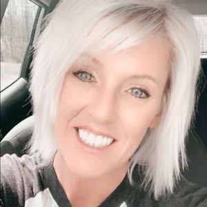 Meet your Posher, Candie